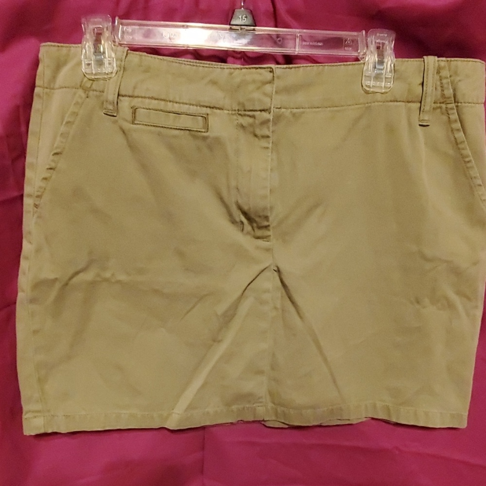 GAP miniskirt